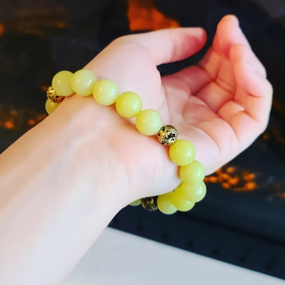 Yellow Jade bracelet - Picture 3 of 4